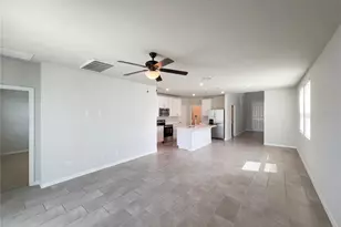 3092 Bella Vista Dr, Davenport, FL 33897 - Photo 10