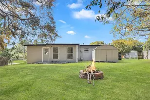 889 W Village Dr, Deltona, FL 32725 - Photo 26