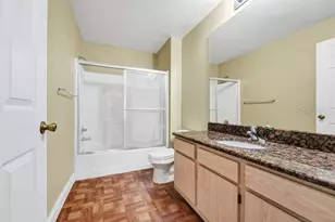 5471 Vineland Rd, Orlando, FL 32811 - Photo 20