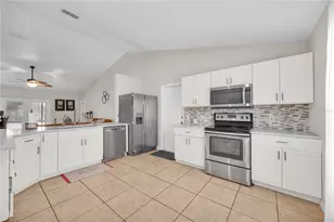 2980 Beal St St, Deltona, FL 32738 - Photo 4