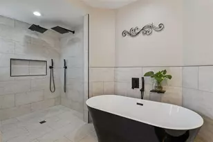 303 Waterwood Dr, Yalaha, FL 34797 - Photo 32