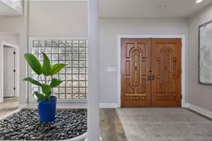 303 Waterwood Dr, Yalaha, FL 34797 - Photo 4