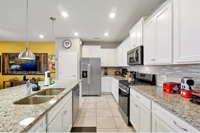 7578 Oak Spring Lane, Davenport, FL 33837 - Photo 10