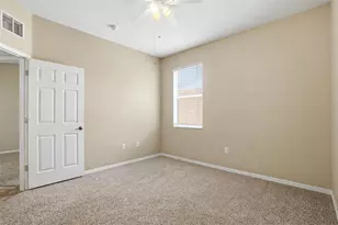 6407 Bridgecrest Dr, Lithia, FL 33547 - Photo 26