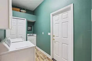 8725 Summerville Pl, Orlando, FL 32819 - Photo 36