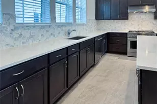 2046 Packing District Wy, Orlando, FL 32804 - Photo 22