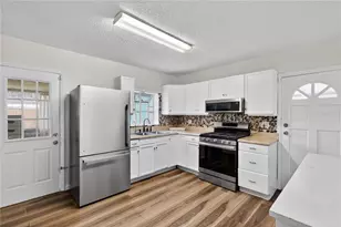 521 Michigan St, Mount Dora, FL 32757 - Photo 6