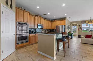 1352 Oakcrest Ct, Davenport, FL 33837 - Photo 14