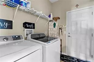 1352 Oakcrest Ct, Davenport, FL 33837 - Photo 10