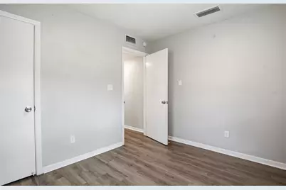 1477 S Prescott Avenue, Clearwater, FL 33756 - Photo 22