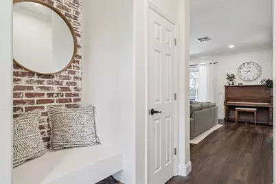 10033 Wittenberg Way, Orlando, FL 32832 - Photo 8