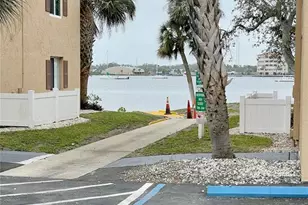 411 N Halifax Ave, Daytona Beach, FL 32118 - Photo 2