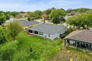 827 Princeton Dr, Clermont, FL 34711 - Photo 38