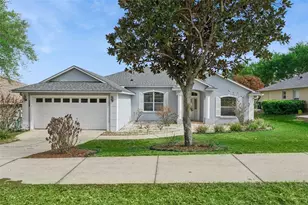 827 Princeton Dr, Clermont, FL 34711 - Photo 1