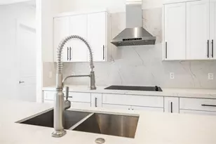 4528 Yorkshire Ln, Kissimmee, FL 34758 - Photo 24