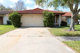 10322 Manila Bay Dr, Orlando, FL 32821 - Photo 2