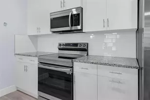 146 51st St Cir E, Palmetto, FL 34221 - Photo 8