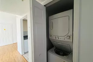 1114 S Pine Ridge Cir, Sanford, FL 32773 - Photo 6