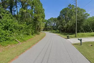 1667 Red Bud Cir NW, Palm Bay, FL 32907 - Photo 2