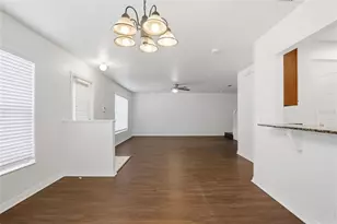 9620 Charlesberg Dr, Tampa, FL 33635 - Photo 10