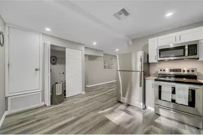 1719 W 3rd Street #B, Sanford, FL 32771 - Photo 6