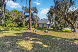 7468 Lake Willis Dr, Orlando, FL 32821 - Photo 2