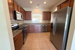 8911 Silk Bay Pl, Orlando, FL 32827 - Photo 4