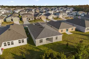 4385 Pebbles Throw Dr, Kissimmee, FL 34746 - Photo 6