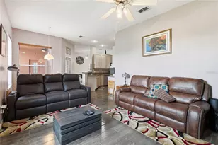 204 Golf Course Pkwy, Davenport, FL 33837 - Photo 12