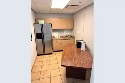 7901 Kingspointe Parkway 28/#2, Orlando, FL 32819 - Photo 6