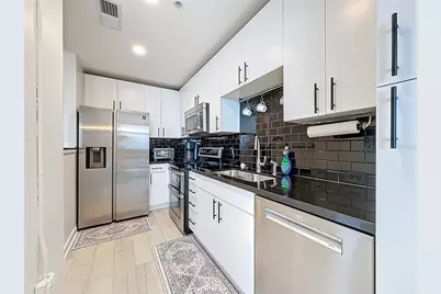 155 S Court Avenue #1911, Orlando, FL 32801 - Photo 10