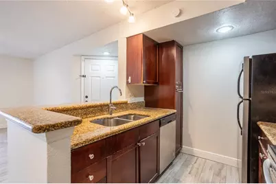 5156 Conroy Road #16, Orlando, FL 32811 - Photo 8