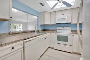 410 E Orlando Ave, Ocoee, FL 34761 - Photo 10