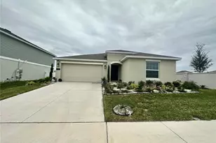 2262 Pigeon Plum Dr, Haines City, FL 33844 - Photo 2