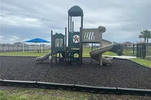 2262 Pigeon Plum Dr, Haines City, FL 33844 - Photo 36