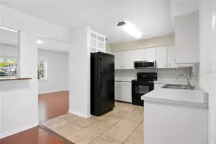 4521 Conway Gardens Rd, Orlando, FL 32806 - Photo 10