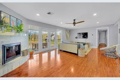 1081 Lake Weldona Drive, Orlando, FL 32806 - Photo 14