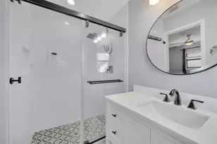 1081 Lake Weldona Dr, Orlando, FL 32806 - Photo 18