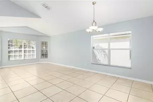 9842 Doriath Cir, Orlando, FL 32825 - Photo 4