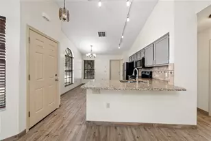 1254 Indian Bluff Dr, Apopka, FL 32703 - Photo 10