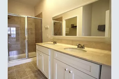 3001 Laurel Park Lane #105, Kissimmee, FL 34741 - Photo 12