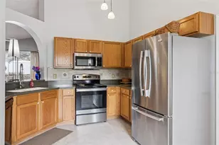 1102 Royal St George Dr, Orlando, FL 32828 - Photo 8