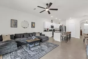 110 Reena Dr, Daytona Beach, FL 32117 - Photo 10