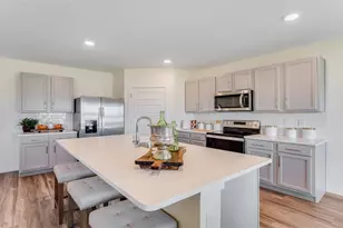 3626 Malawi Trl, Saint Cloud, FL 34772 - Photo 4