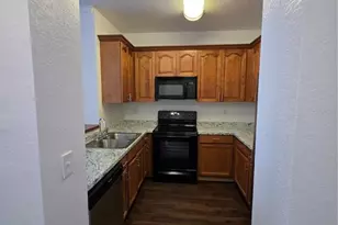 2648 Robert Trent Jones Dr, Orlando, FL 32835 - Photo 6