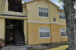 2648 Robert Trent Jones Dr, Orlando, FL 32835 - Photo 2