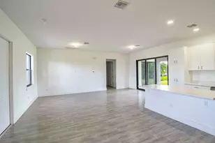 15633 Lakeland Cir, Port Charlotte, FL 33981 - Photo 6