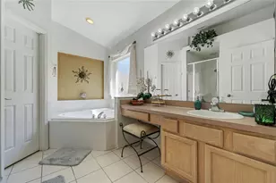 1045 Lake Berkley Dr E, Kissimmee, FL 34746 - Photo 12