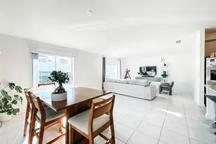 1828 Perch Hammock Loop, Groveland, FL 34736 - Photo 4