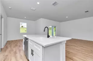 78 Fairway Cir, Umatilla, FL 32784 - Photo 14
